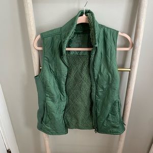 LL BEAN quilted vest